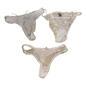 Victoria’s Secret white pantie bundle size XS/S